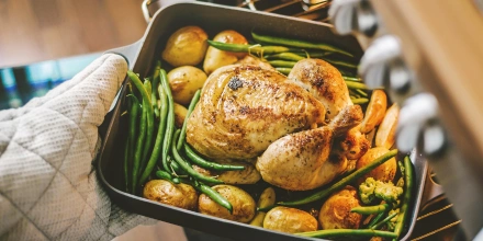 Домашнє тепло у кожній страві: осінні рецепти у горщиках та формах для запікання фото 1