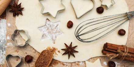 Зимова випічка: форми, листи, посуд та лайфхаки для ідеального печива фото 1